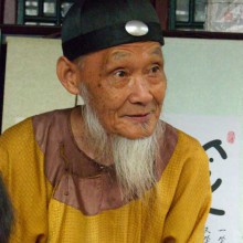 Damp hostels and an even wetter summer palace!