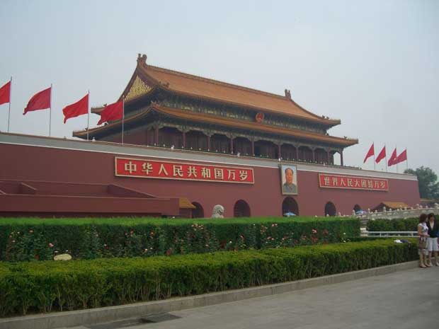 Damp hostels and an even wetter summer palace!